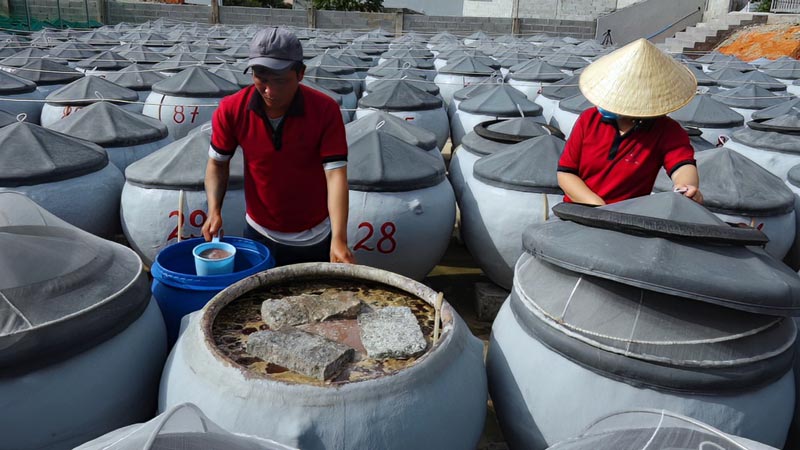 Nước mắm và biểu tượng tinh hoa của đất và người Phan Thiết